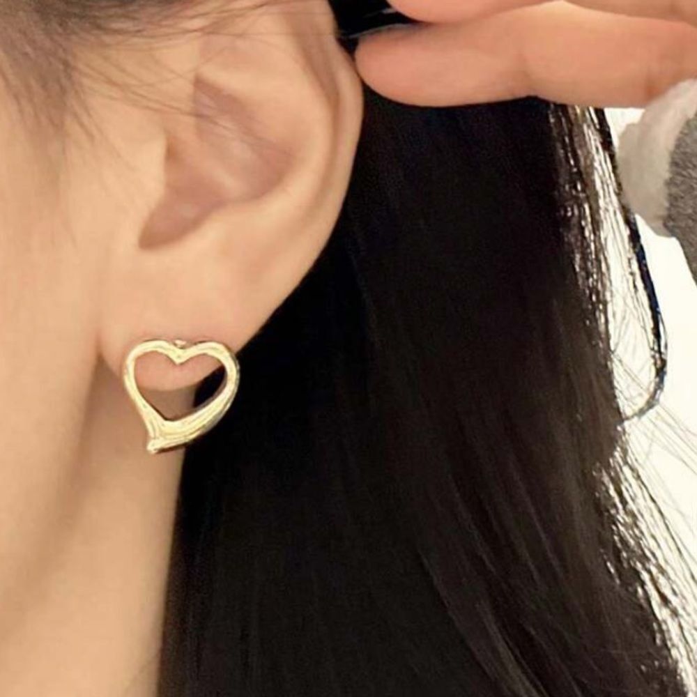 3for$20 NEW hollow out heart earring pair